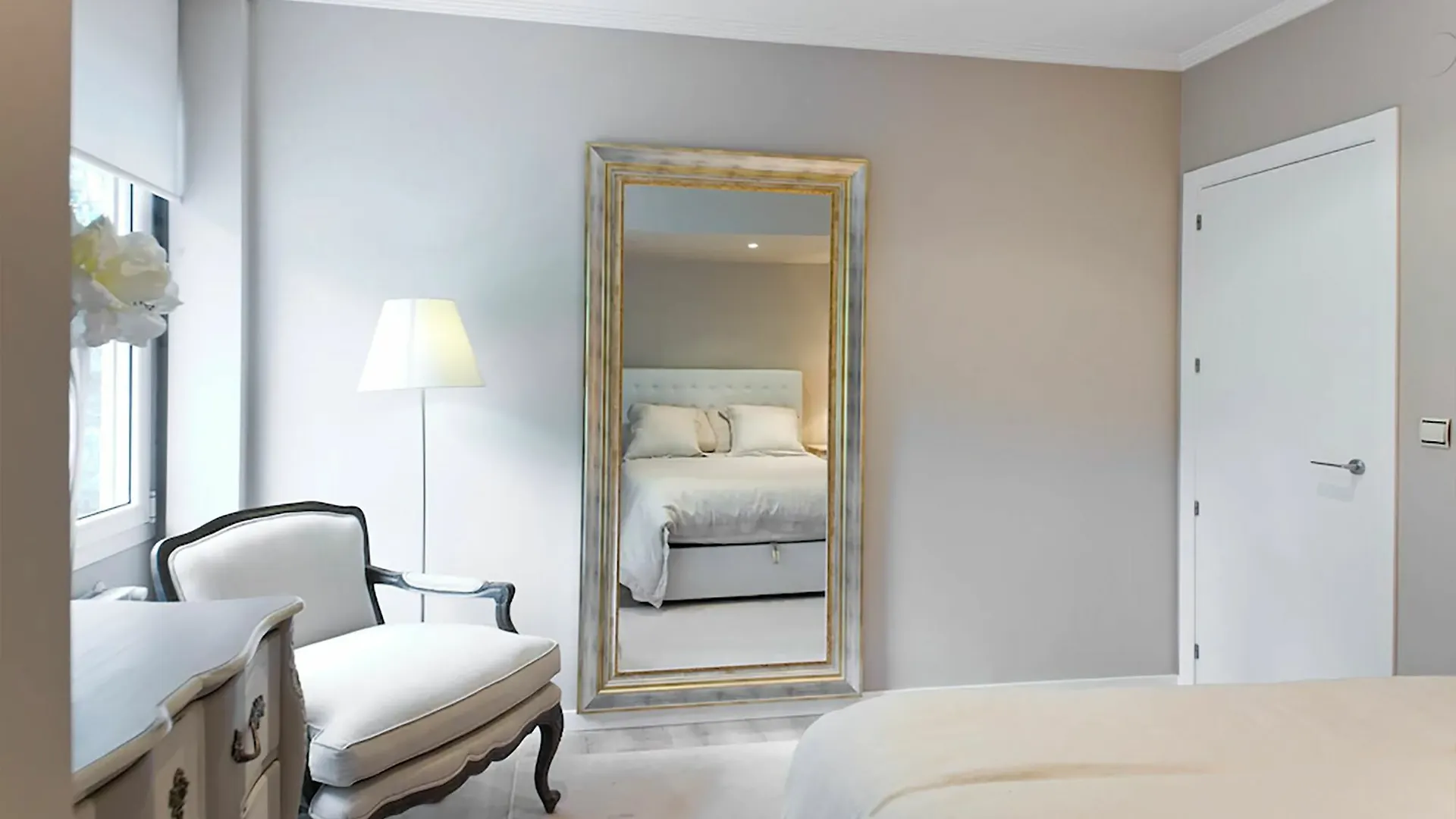 Appartement Azpeitia Elegant Home In Center San Sebastian Spanje